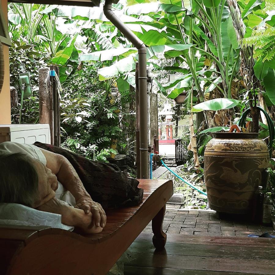 Baan Boon Bed & Breakfast Bangkok Eksteriør bilde